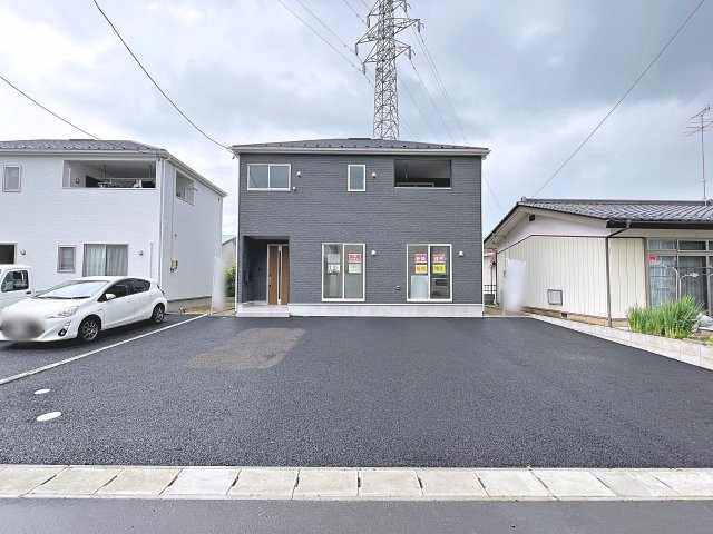 新築戸建・新築建売　郡山市大槻町第39　柴宮小・第一中の駐車場|駐車スペースは3～4台可能です！（車種による）