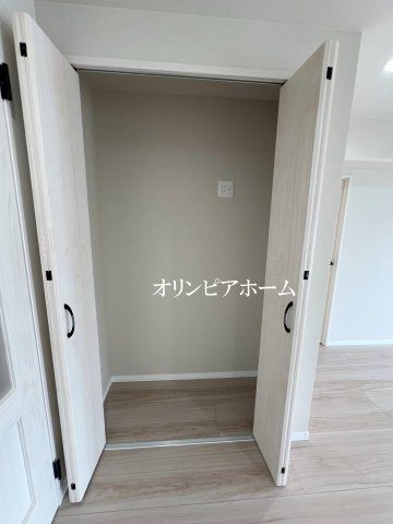 西大島ビューハイツ　102㎡　角　部屋　8階　リ　フォーム済の収納