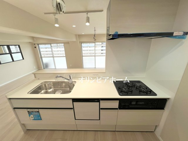 西大島ビューハイツ　102㎡　角　部屋　8階　リ　フォーム済のキッチン