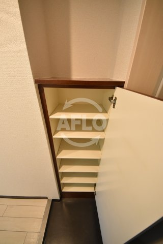 インベスト北梅田の収納|インベスト北梅田　シューズボックス