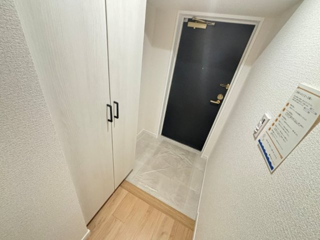 ファミール日進三番館の玄関