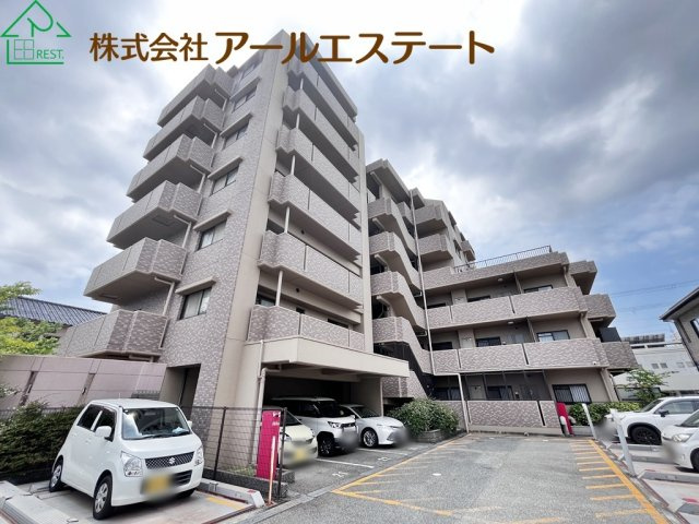 リベール加古川南Ⅱ　　山陽電鉄「別府駅」徒歩4分の駐車場