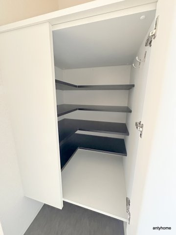 ザパーククロス阿波座　仲介手数料無料の収納