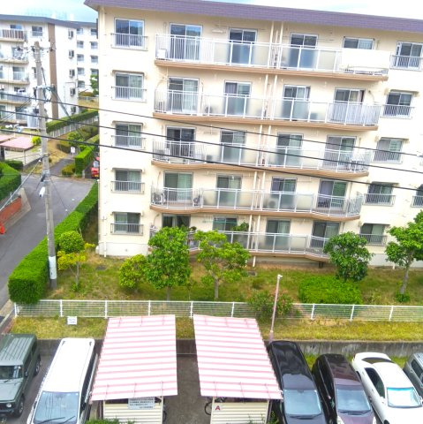 名谷13団地45号棟の展望