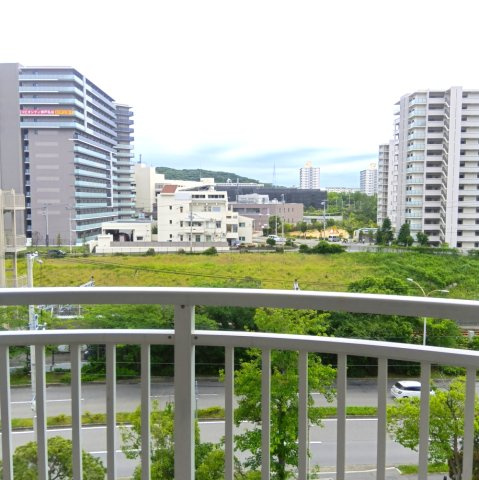 名谷13団地45号棟の展望