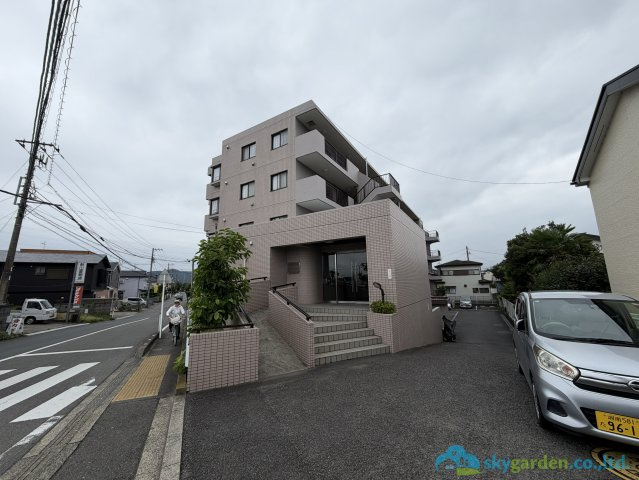 サニークレスト平塚壱番館