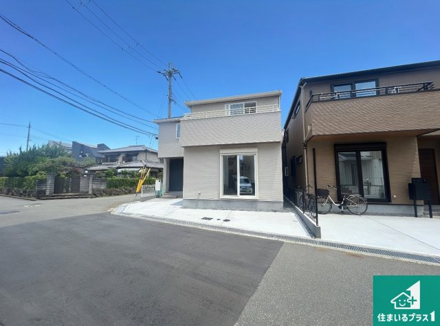 宝塚市安倉南　新築一戸建ての外観|安心の10年保証！外観を美しく保ち、雨水で汚れを落とします！気になることがありましたら、お気軽にお問い合わせください！