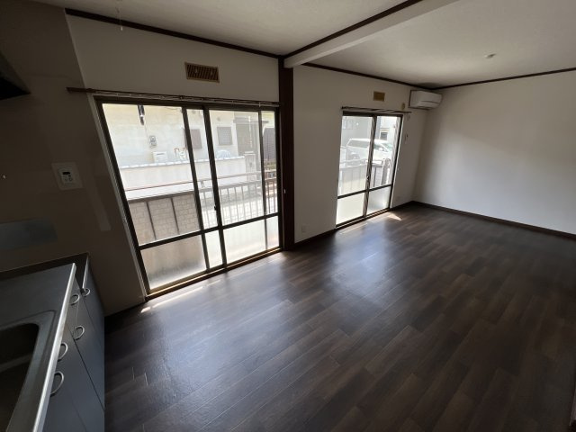 姫路市田寺８丁目のハイツの居間・リビング
