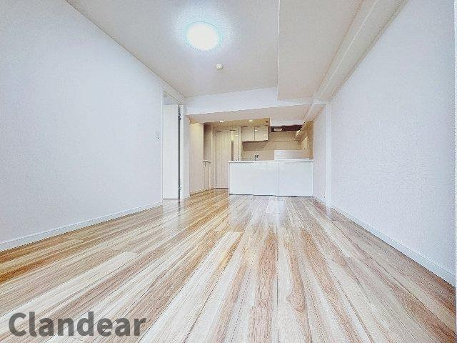 朝日プラザ堀切菖蒲園の洋室|ドキドキの新生活も、安心してスタート。ぴったりの住まいを見つけませんか？クランディアが一緒に住まい選びをサポートします‼　まずは、お気軽にお問合せください　＃クランディア