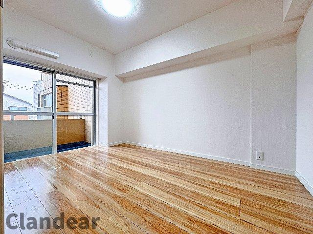 朝日プラザ堀切菖蒲園の洋室|ドキドキの新生活も、安心してスタート。ぴったりの住まいを見つけませんか？クランディアが一緒に住まい選びをサポートします‼　まずは、お気軽にお問合せください　＃クランディア