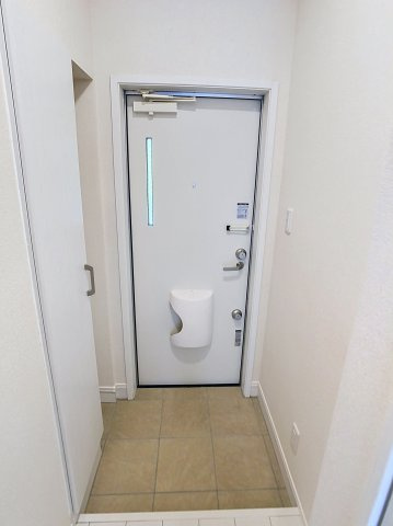 とってもたのし荘の玄関
