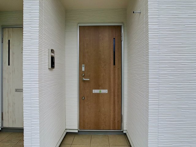 とってもたのし荘のエントランス