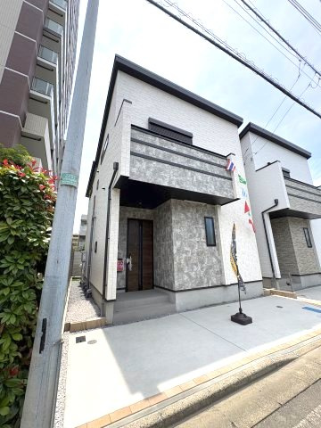 戸田市川岸３丁目2180番　C号棟　新築戸建て