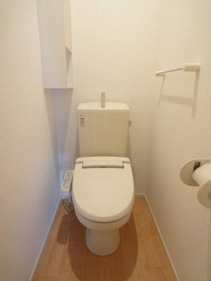 【トイレ】 | サンビレッジⅠ | ゆったりとした空間のトイレです