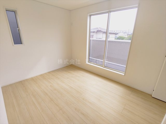 【寝室】の画像