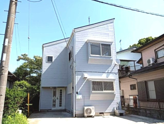 長生郡白子町関　中古戸建の駐車場|内外装リフォーム済み令和8年5月 駐車2台（車種制限あり）洋室9帖２部屋　閑静な立地