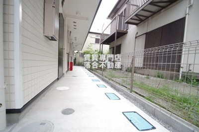 【エントランス】 | ラトゥール橋本 | 1階・共用部分。