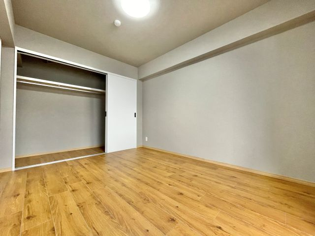 【洋室】 | ラフィーネ春日原