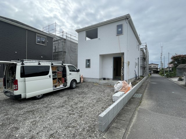 新築戸建・新築建売　郡山市横塚第11　芳賀小・第四中の外観|小学校まで徒歩10分！中学校まで徒歩1分！通学に便利で安心の立地です！