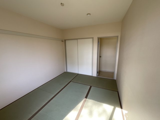 【和室】 | フレール弥生E棟 | 和室、ちょっとしたくつろぎスペースにいかがでしょうか