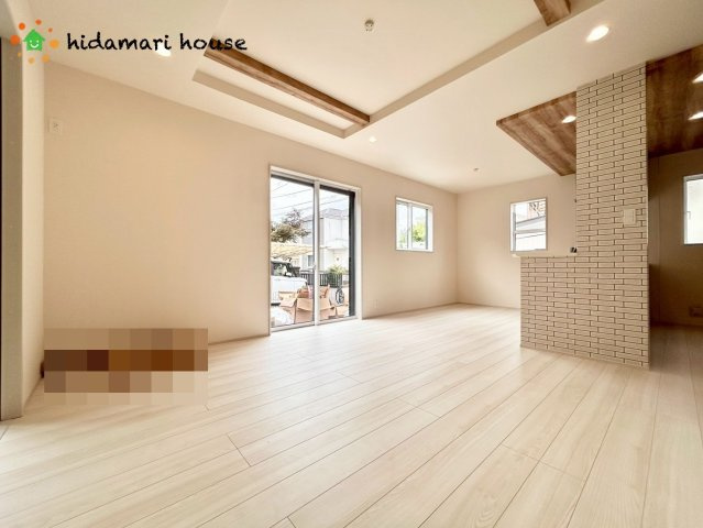 西区佐知川7期　新築戸建　ブルーミング01の居間・リビング