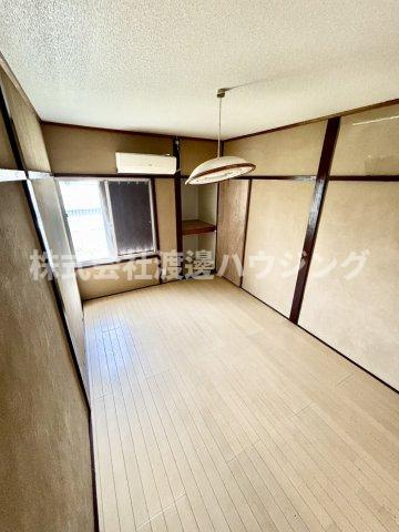 東淀川区上新庄3丁目テラスハウスの寝室