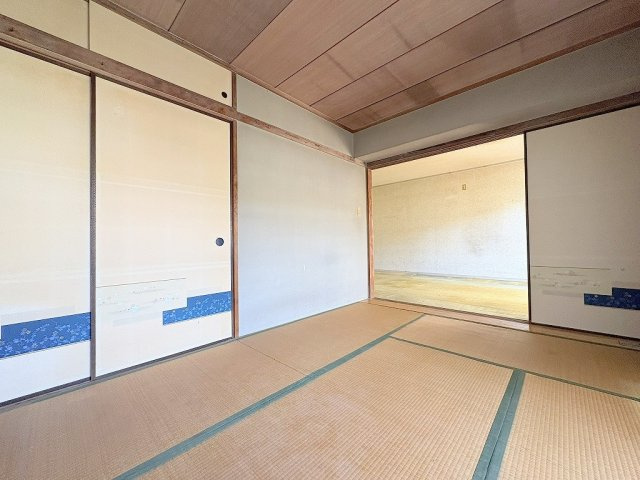 三郷早稲田団地3-4-2号棟の和室|落ち着いた雰囲気の和室6帖