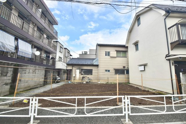 北区西が丘2丁目　建築条件無し売地の外観|2026.06.29撮影

現地ご見学希望・資料請求などお気軽にお問い合わせ下さい！
03-5990-5201