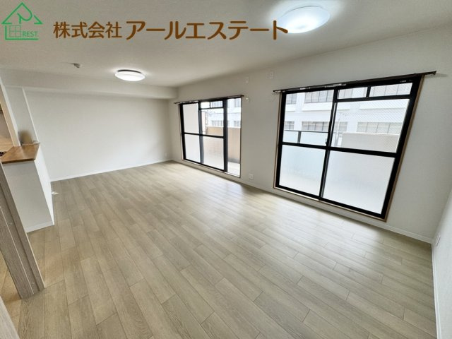 パレ・ロワイヤル姫路駅前　　JR「姫路駅」徒歩11分の内装