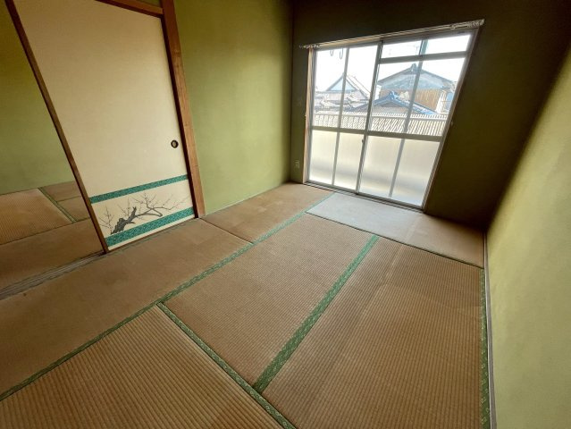 藤ビルの和室