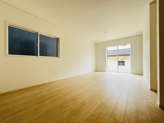 東海市加木屋町陀々法師14番102の一部『仲介手数料無料』新築一戸建て・建売の居間・リビング