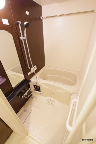 ファステート難波グランプリ　仲介手数料無料の浴室