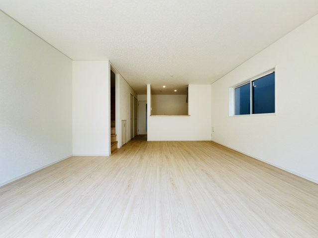 東海市加木屋町陀々法師14番102の一部『仲介手数料無料』新築一戸建て・建売の居間・リビング