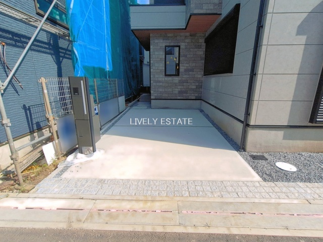 草加市吉町2丁目 新築分譲住宅 全5棟 2号棟の駐車場