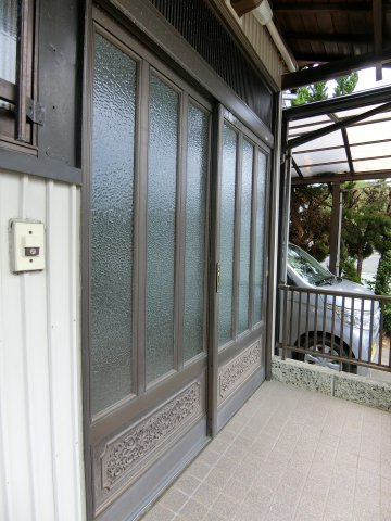 富塚町2156-35戸建の玄関