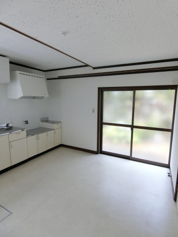 富塚町2156-35戸建のキッチン