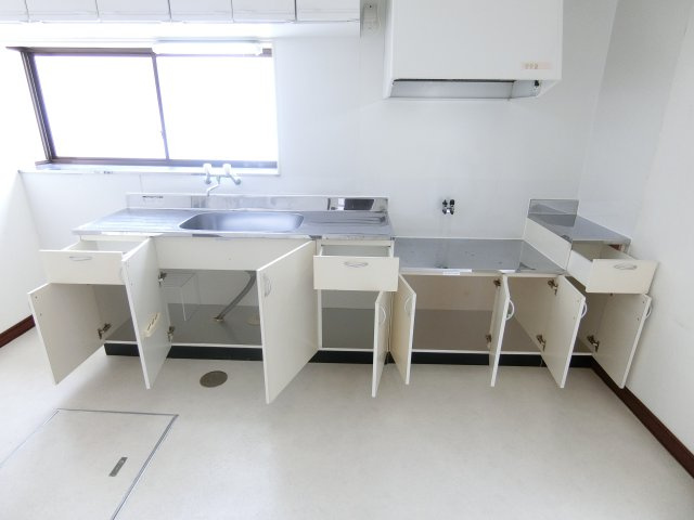 富塚町2156-35戸建の内装
