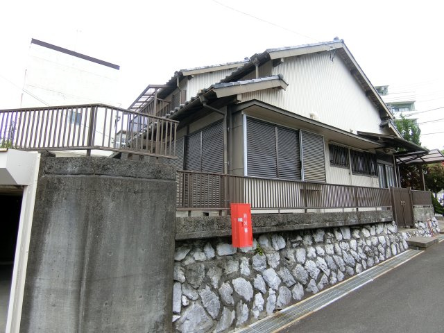 富塚町2156-35戸建の外観