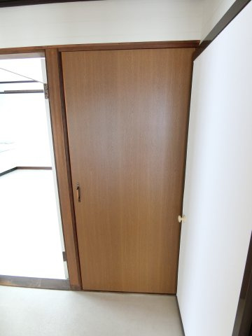 富塚町2156-35戸建の収納