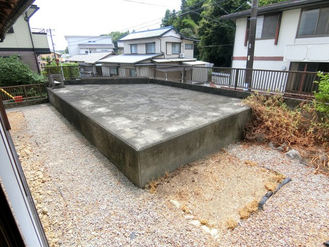 富塚町2156-35戸建の庭