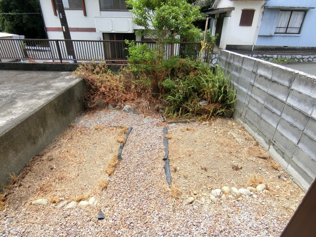 富塚町2156-35戸建の庭