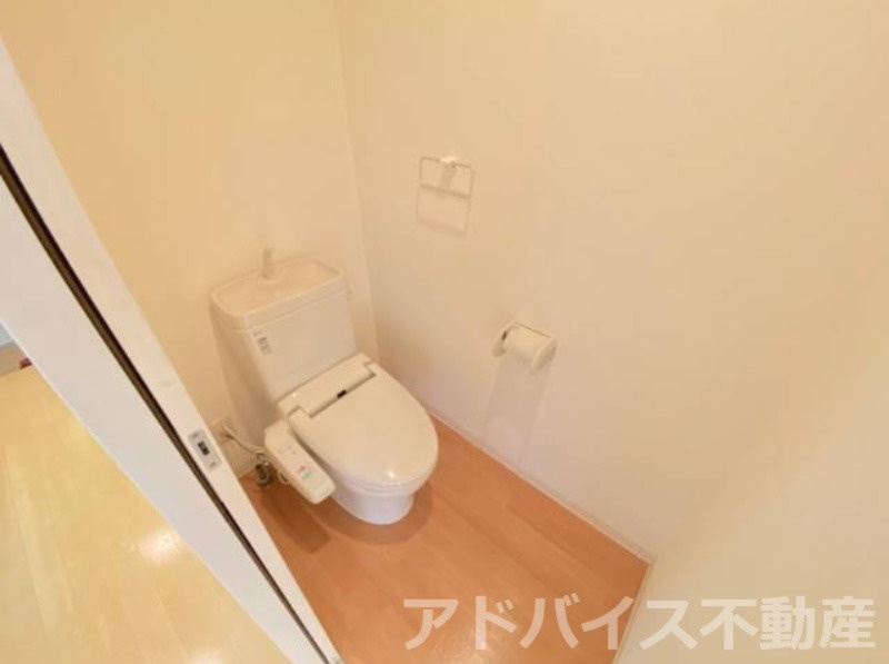 大川市大字榎津のアパートのトイレ