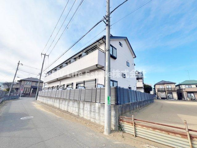 東村山市久米川町３丁目のアパートの外観