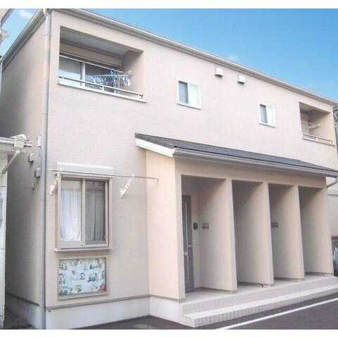 横浜市磯子区下町のアパート