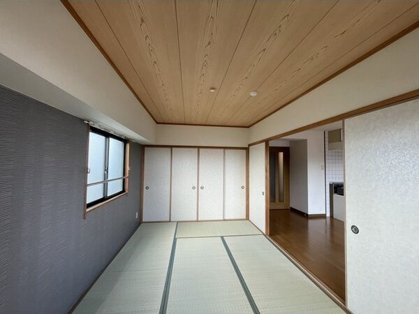 ヴィアーレマルフク南館の和室