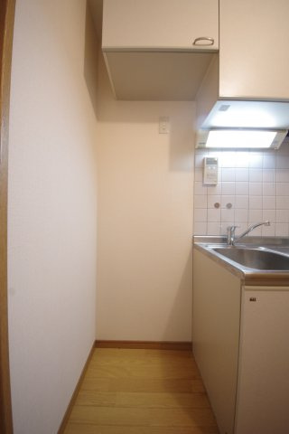 冷蔵庫置き場