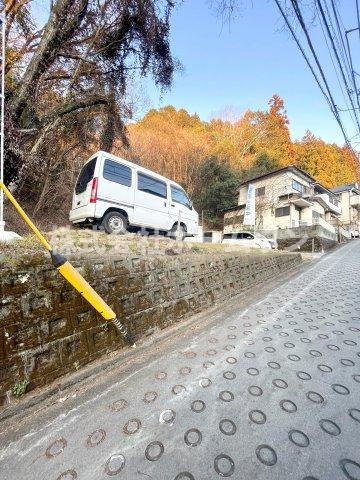 青梅市根ヶ布　土地の前面道路含む現地写真
