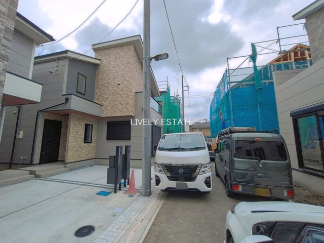 草加市吉町2丁目 新築分譲住宅 全5棟 6号棟の前面道路含む現地写真