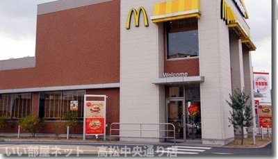 【周辺】 | ウエストヒルズＣ | マクドナルド円座店さんまで2600m