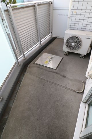 【バルコニー】